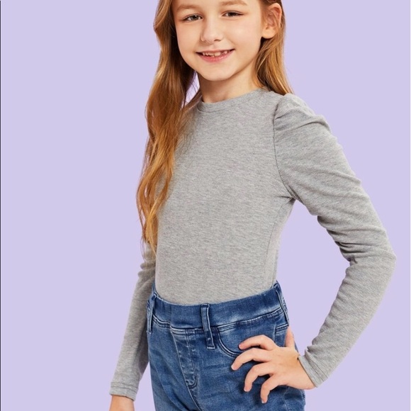 Grey GORGEOUS puff shoulder solid tee - Picture 2 of 4